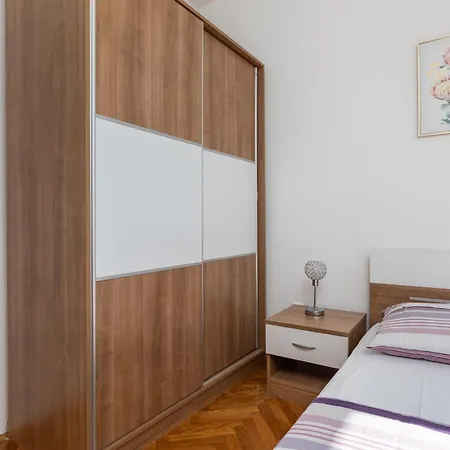 Apartment Marijo Omis