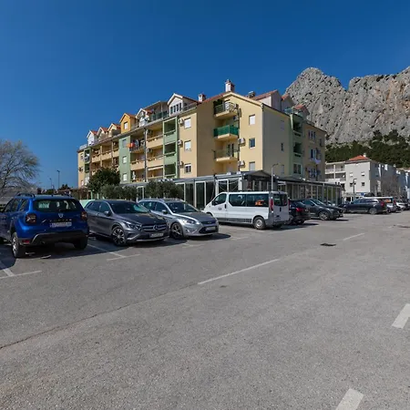 Apartment Marijo Omis